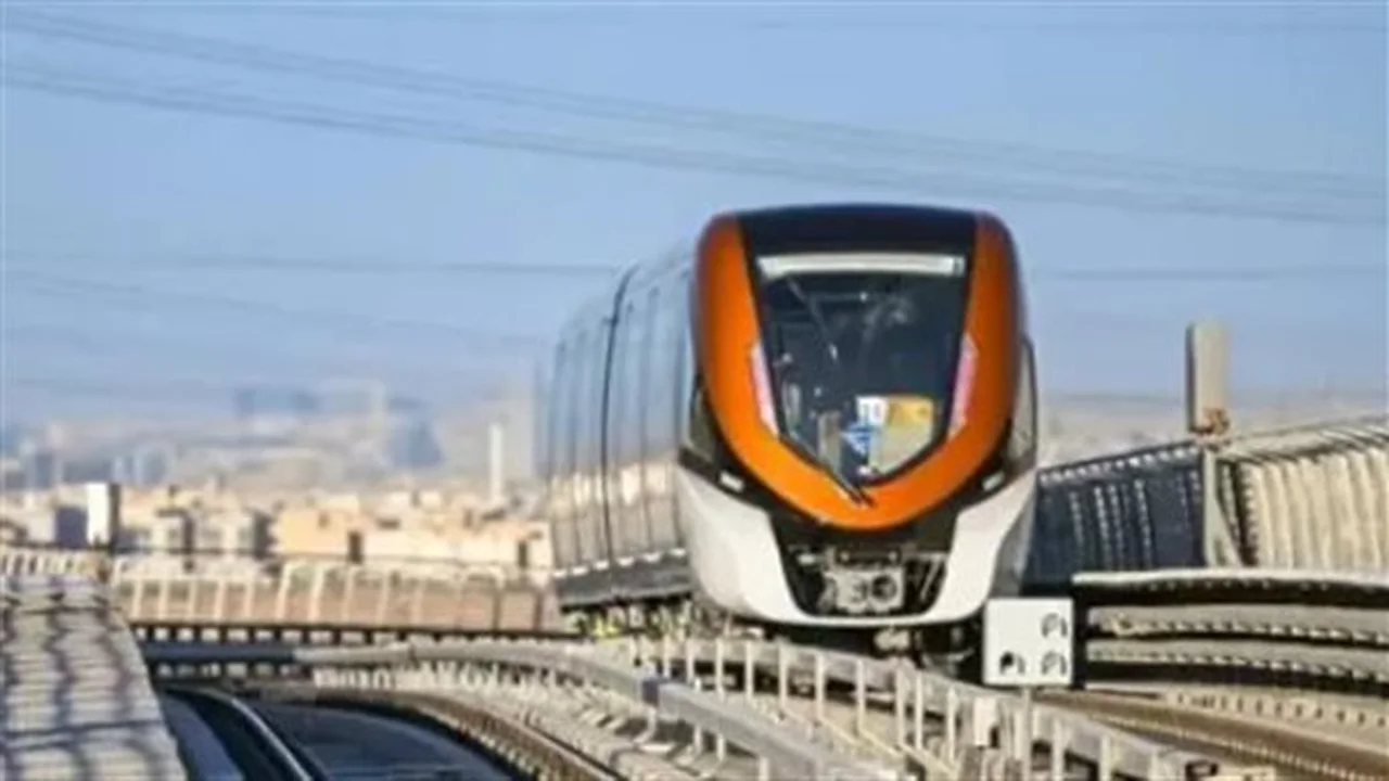 مواعيد رمضان الجديدة.. تمديد ساعات عمل مترو الرياض لخدمة المصلين والمتسوقين عام 2026